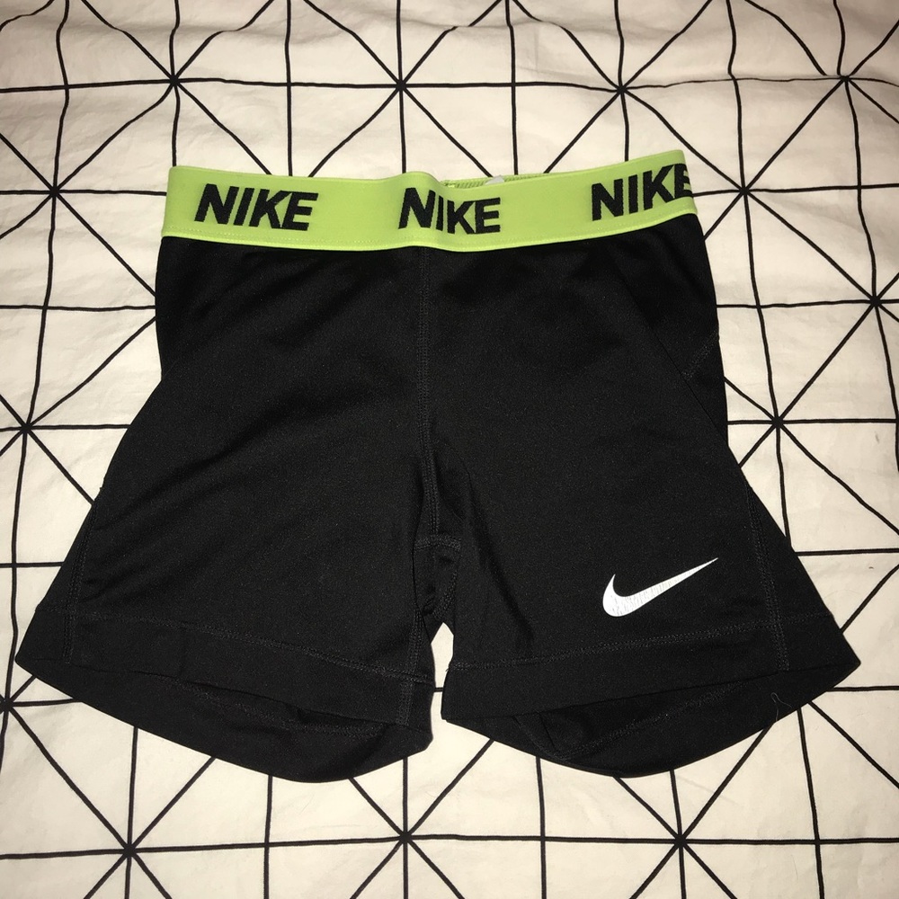Nike pros - Picture 1 of 2
